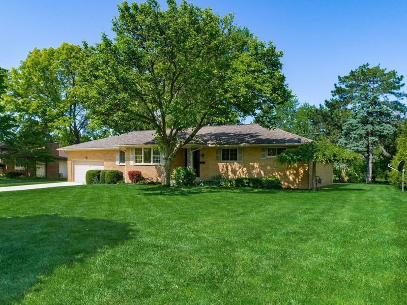 3849 Lyon Drive, Columbus, OH 43220 Photo 5