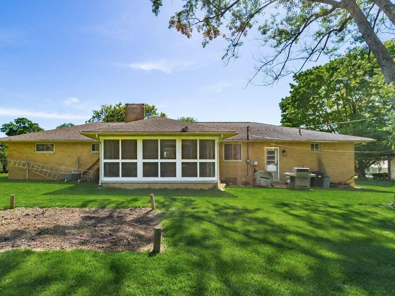 3849 Lyon Drive, Columbus, OH 43220 Photo 9