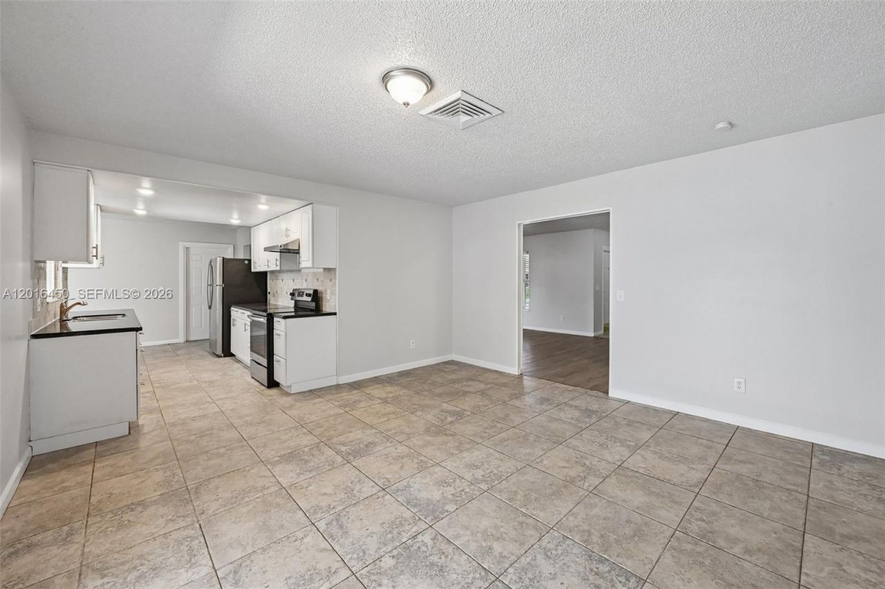 2449 SE Aneci St , Port Saint Lucie, FL 34984 Photo