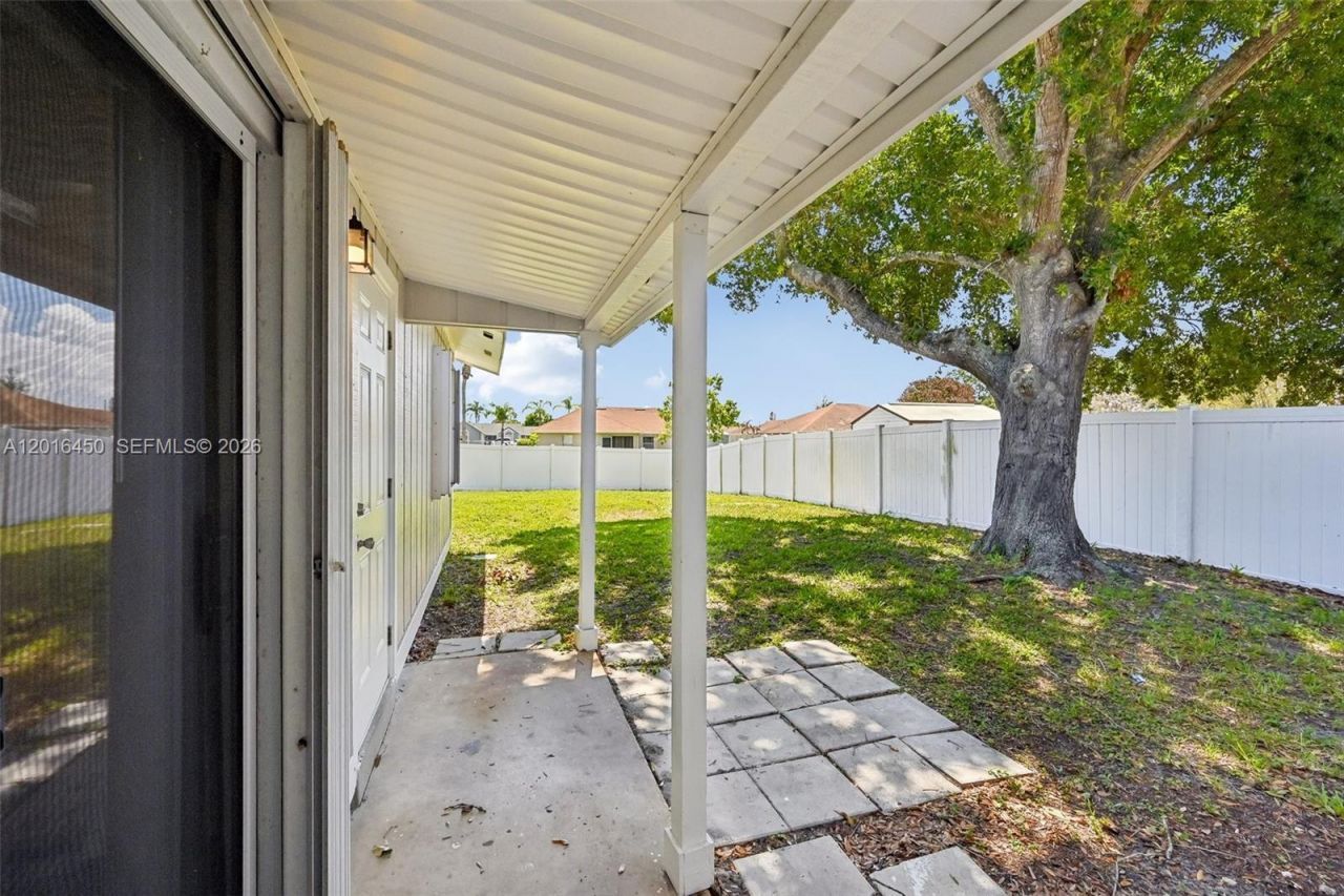 2449 SE Aneci St , Port Saint Lucie, FL 34984 Photo