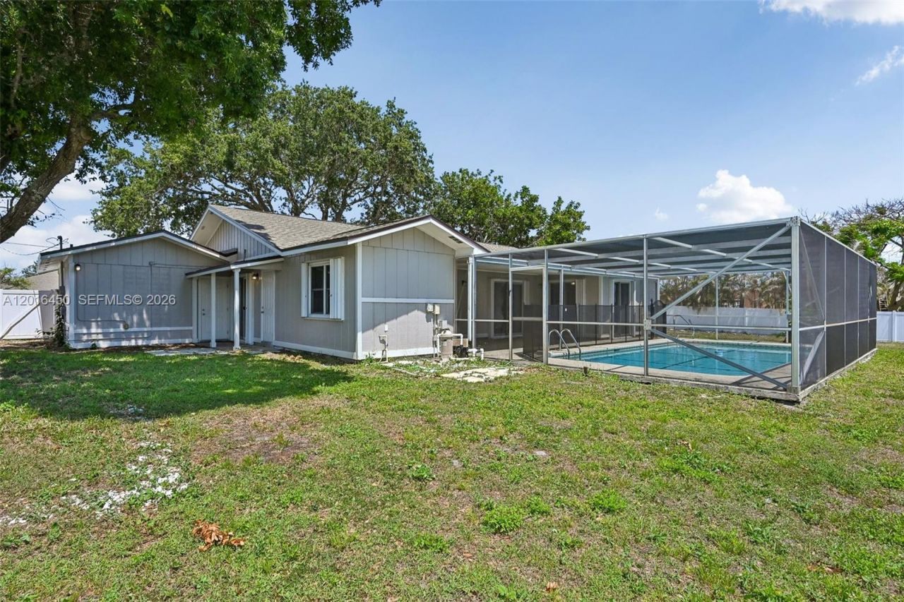 2449 SE Aneci St , Port Saint Lucie, FL 34984 Photo