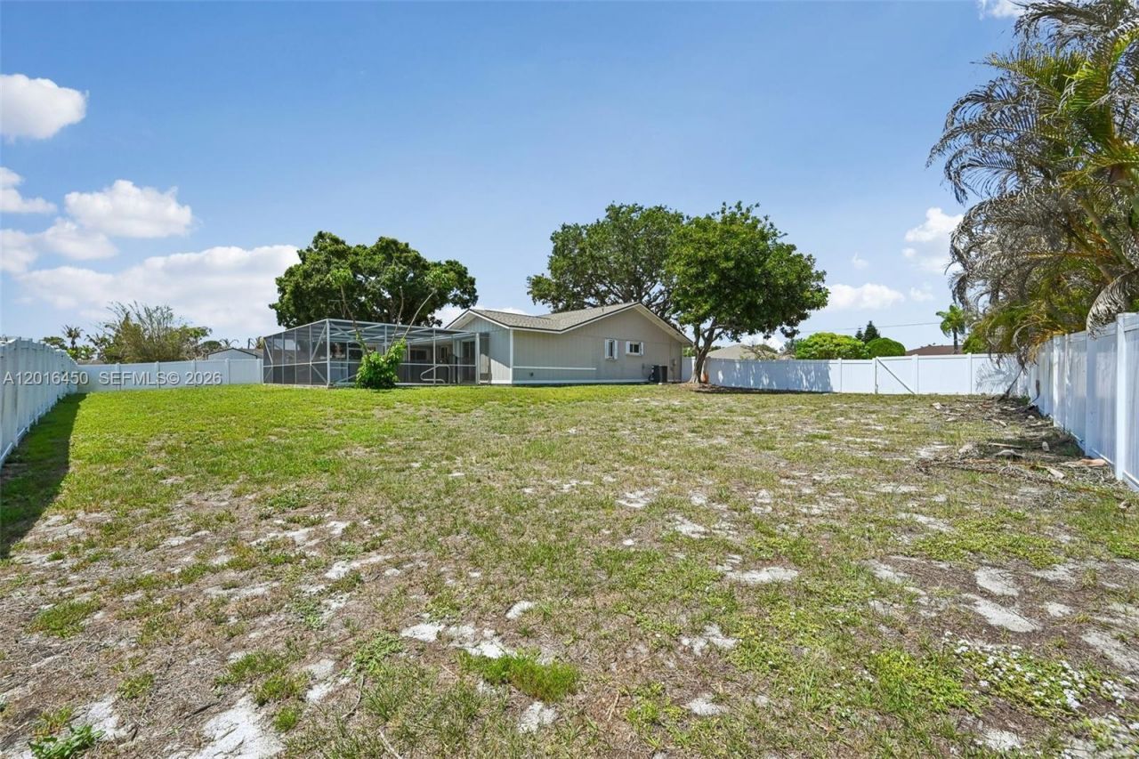 2449 SE Aneci St , Port Saint Lucie, FL 34984 Photo