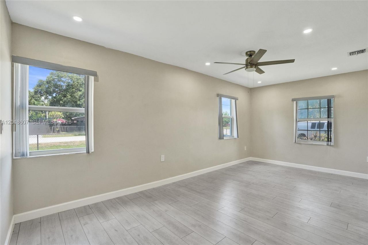 3401 NW 7th St, Lauderhill, FL 33311 Photo