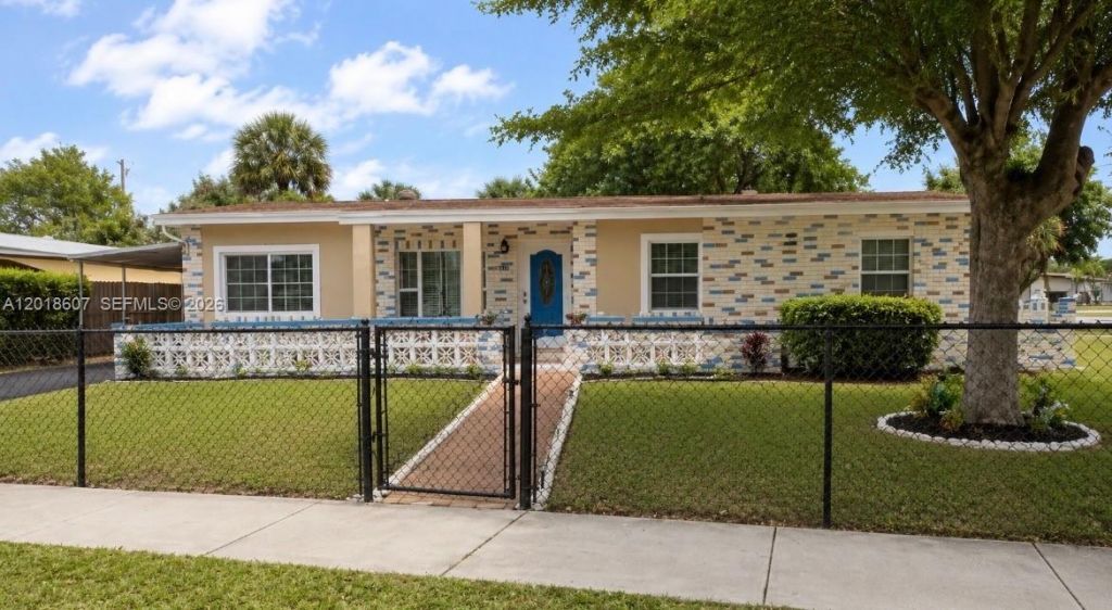 3401 NW 7th St, Lauderhill, FL 33311 Photo