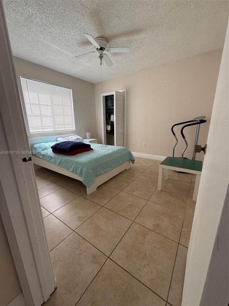 6720 SW 21st St , Unit 1, Miami, FL 33155 Photo