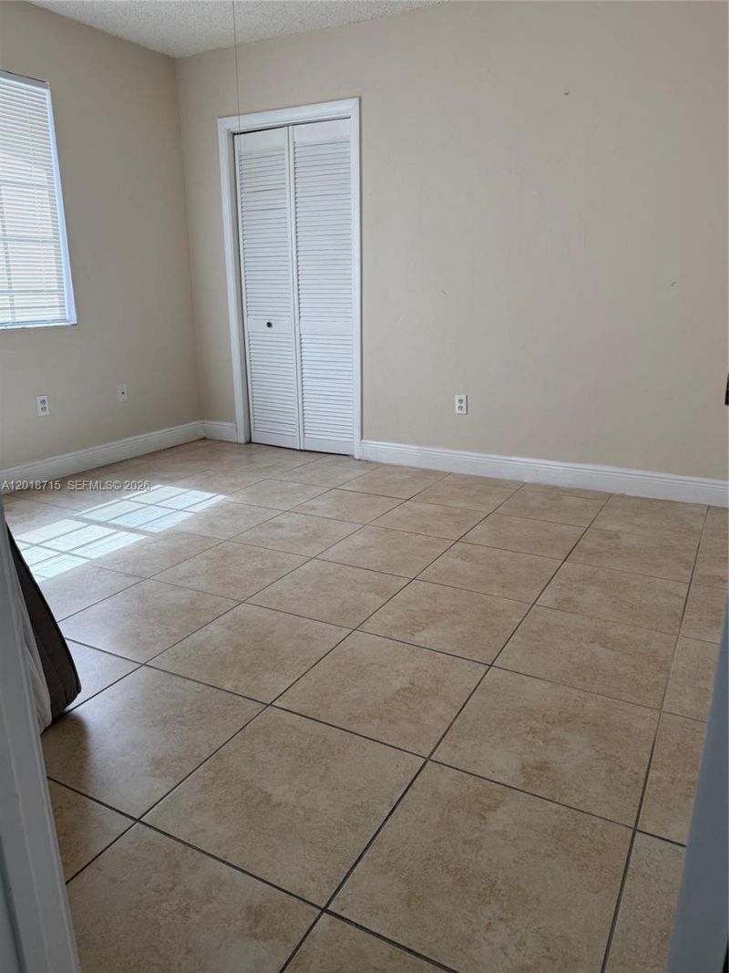 6720 SW 21st St, Unit 1, Miami, FL 33155 Photo