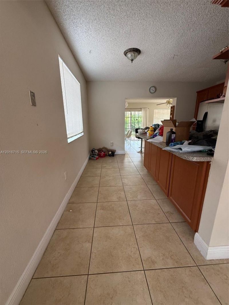 6720 SW 21st St , Unit 1, Miami, FL 33155 Photo