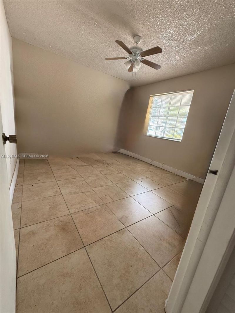 6720 SW 21st St, Unit 1, Miami, FL 33155 Photo