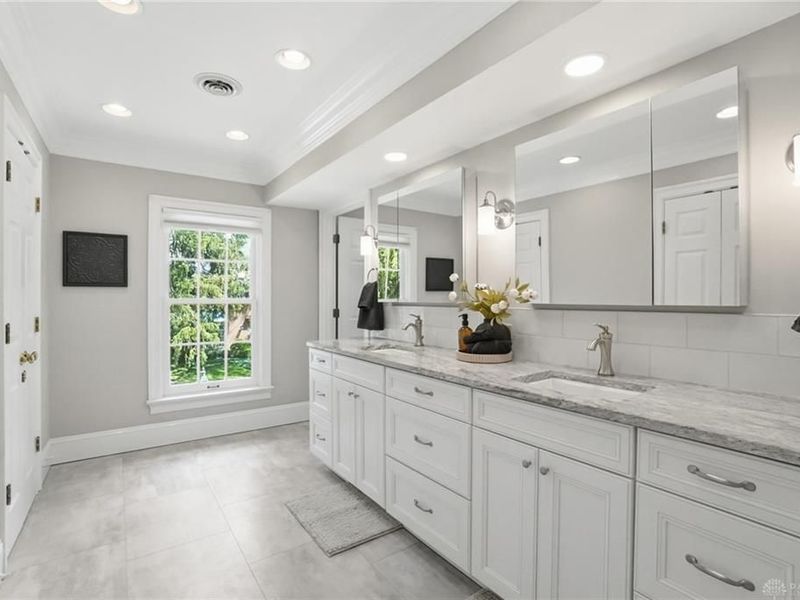 700 Palace Green Parkway, Washington Township, OH 45459 Photo 35