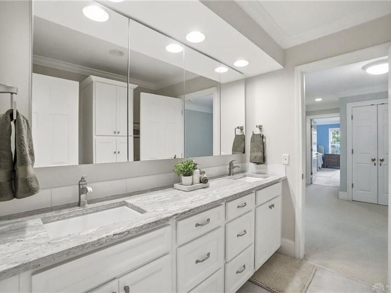 700 Palace Green Parkway, Washington Township, OH 45459 Photo 46