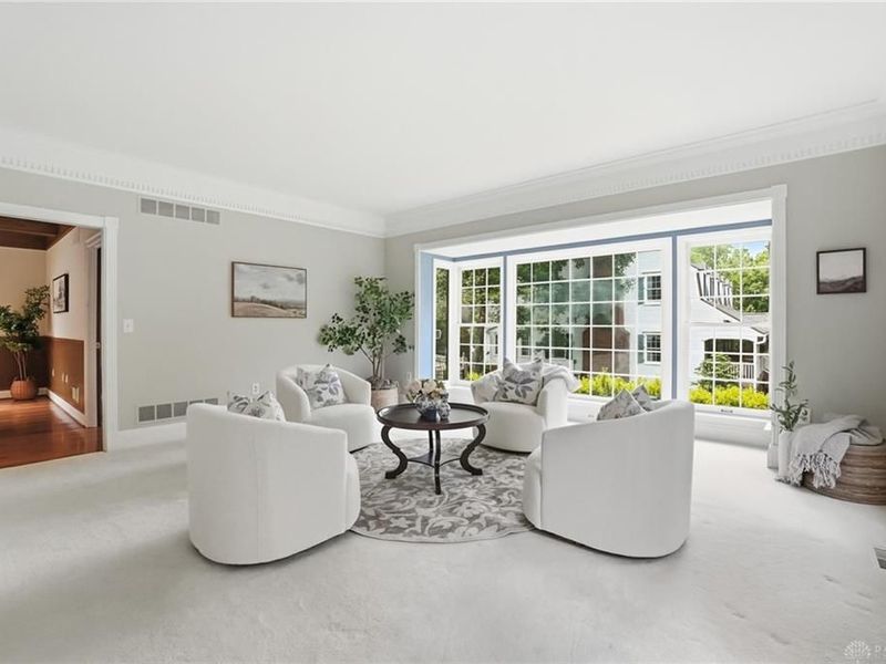 700 Palace Green Parkway, Washington Township, OH 45459 Photo 8