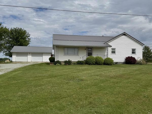 6571 N Old US 31 Road, Rochester, IN 46975