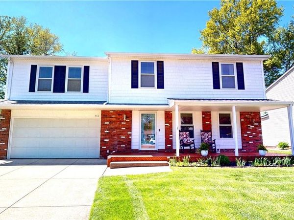 552 Vesely Court , Eastlake, OH 44095