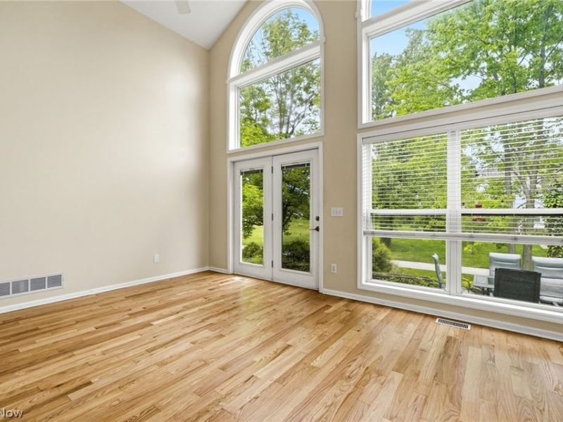 33984 Crown Colony Drive, Avon, OH 44011 Photo 10