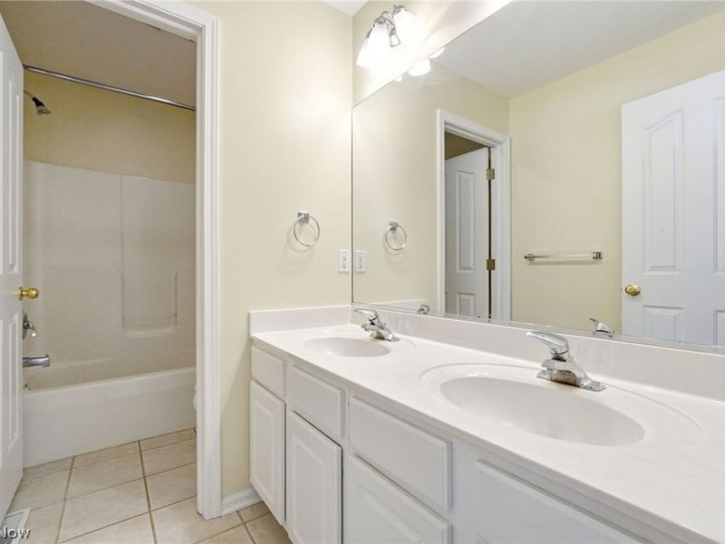 33984 Crown Colony Drive, Avon, OH 44011 Photo 29
