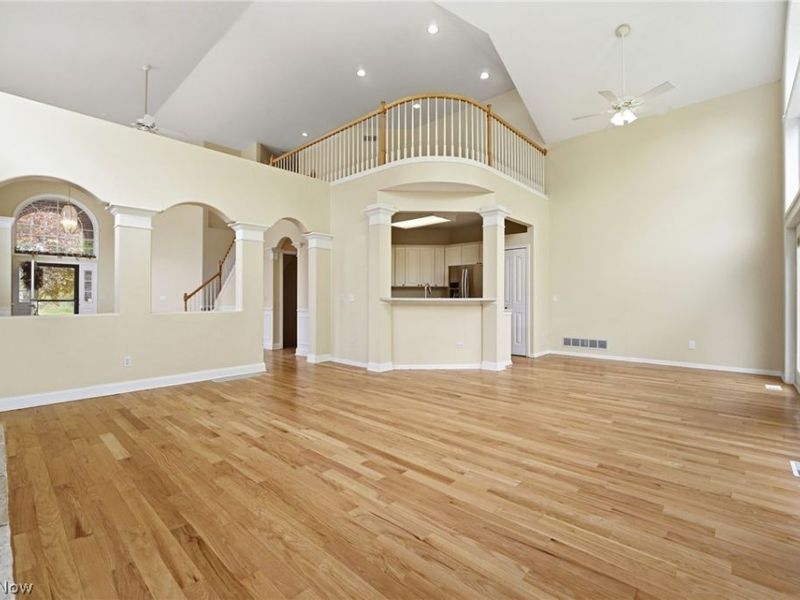 33984 Crown Colony Drive, Avon, OH 44011 Photo 5