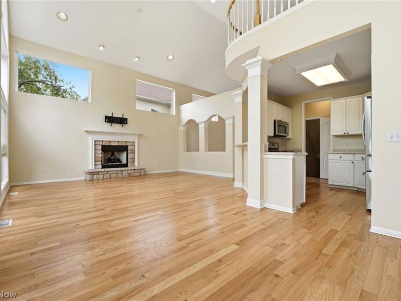 33984 Crown Colony Drive, Avon, OH 44011 Photo 8