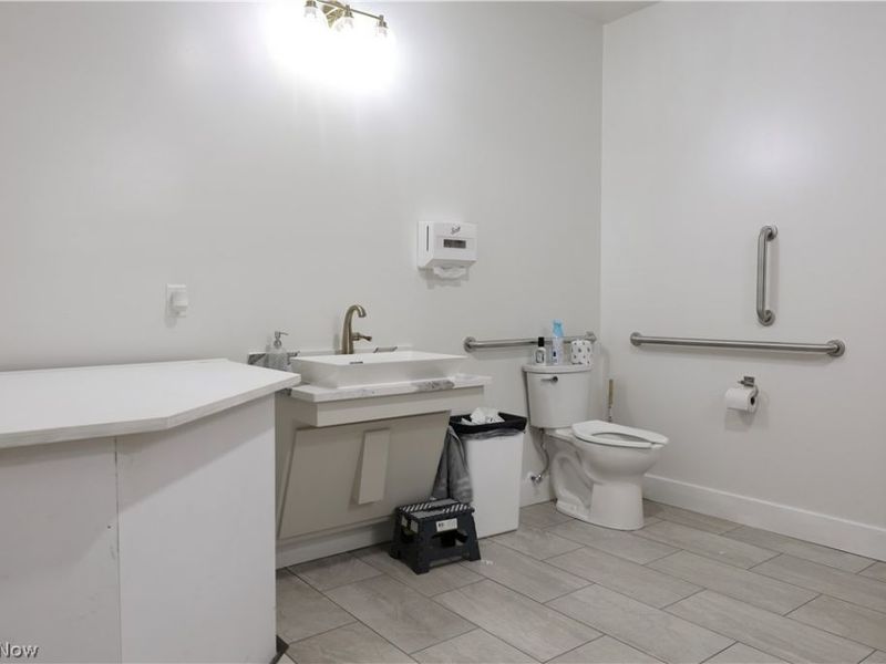7907 Nonpariel Road, Fredericksburg, OH 44627 Photo 25