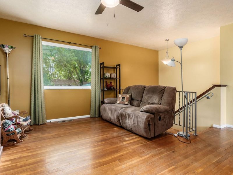 6180 Arnett Road , Westerville, OH 43081 Photo 11