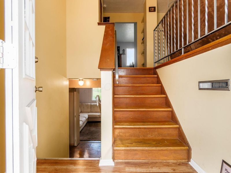 6180 Arnett Road , Westerville, OH 43081 Photo 5