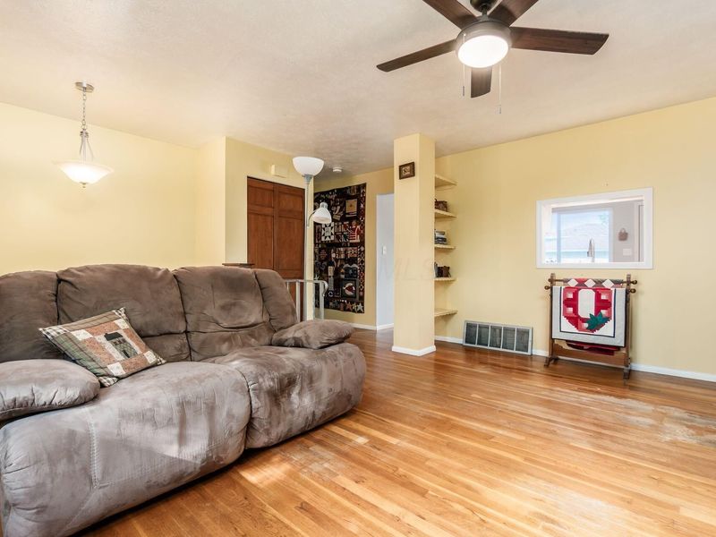 6180 Arnett Road , Westerville, OH 43081 Photo 9