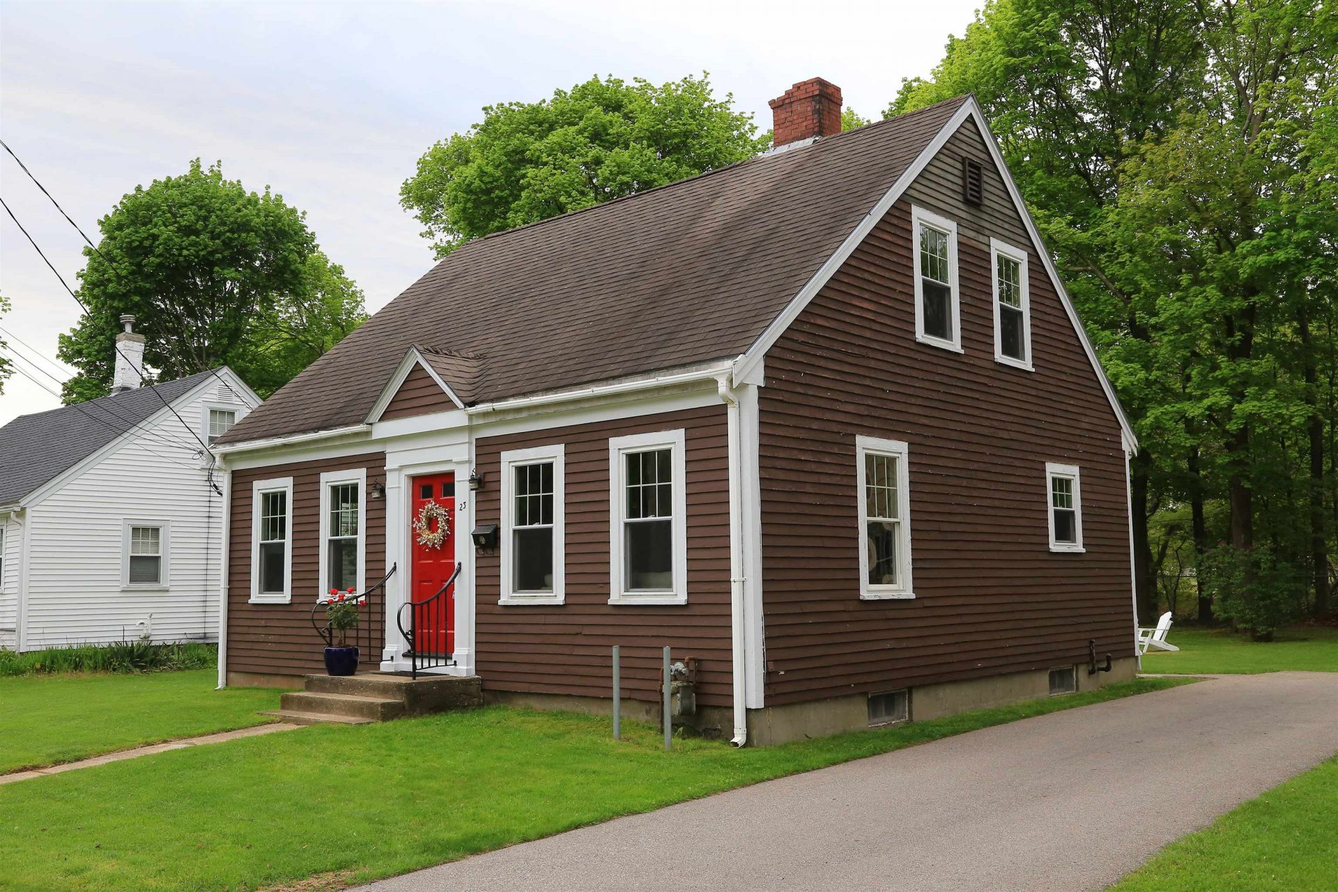 23 Dearborn Avenue, Hampton, NH 03842 Main Photo