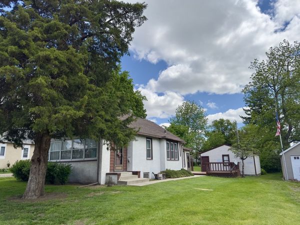 1332 Chartres Street , Lasalle, IL 61301