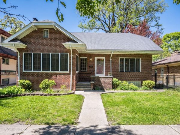 10710 S Hoyne Avenue , Chicago, IL 60643