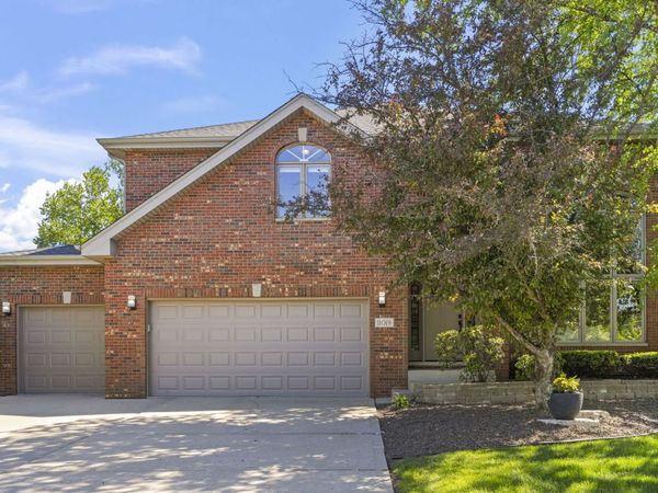 11019 Shenandoah Drive, Orland Park, IL 60467