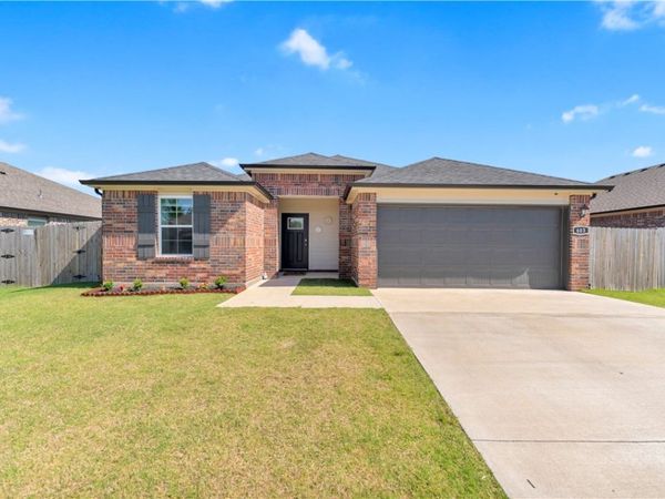 603 W Cattleman Court , Siloam Springs, AR 72761
