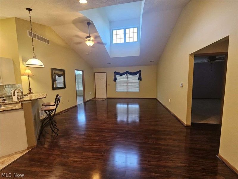 1210 Pebble Chase Circle NE, Massillon, OH 44646 Photo 2