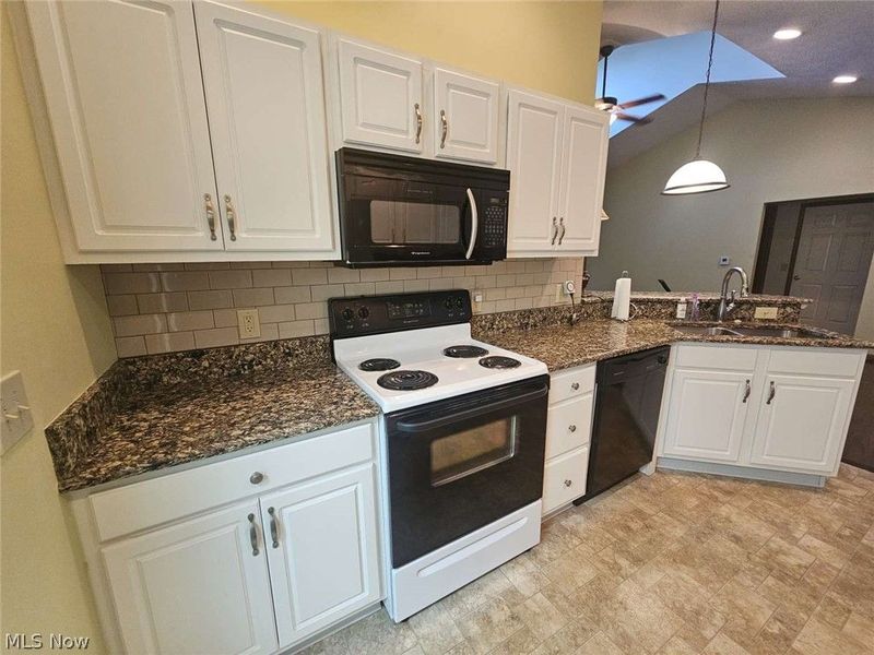1210 Pebble Chase Circle NE, Massillon, OH 44646 Photo 5