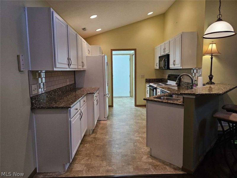 1210 Pebble Chase Circle NE, Massillon, OH 44646 Photo 7