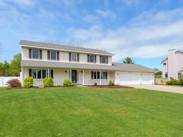4218 Courtney Street, St. Joseph, MI 49085