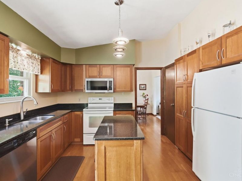 5906 Red Oak Drive, Fairfield, OH 45014 Photo 13