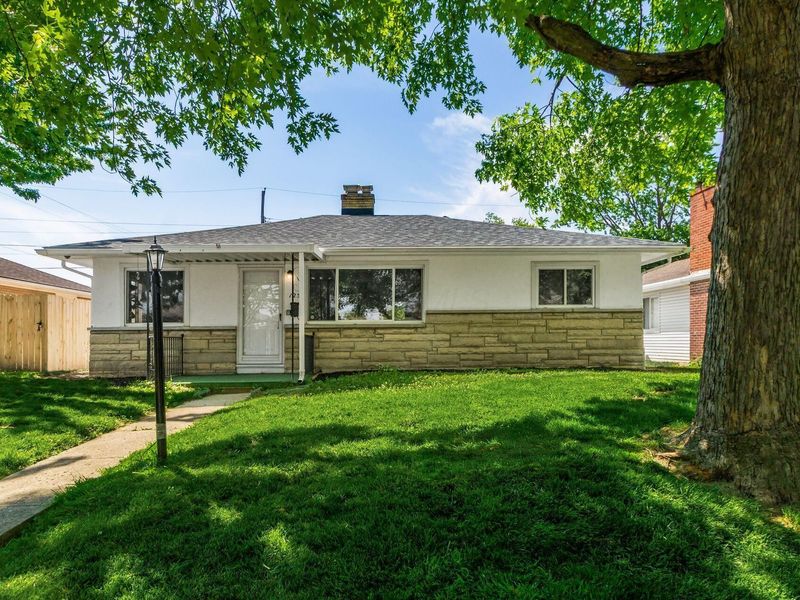 125 Postle Boulevard, Columbus, OH 43228 Photo 2