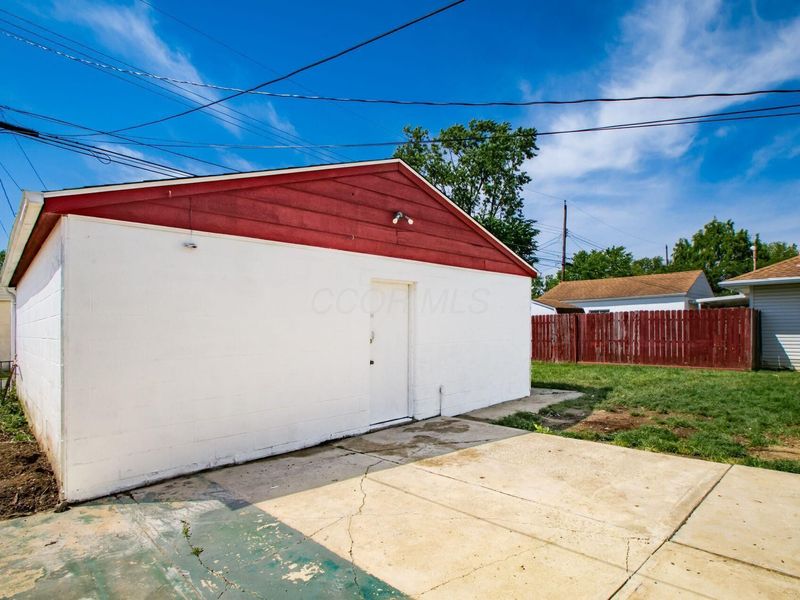 125 Postle Boulevard , Columbus, OH 43228 Photo 26
