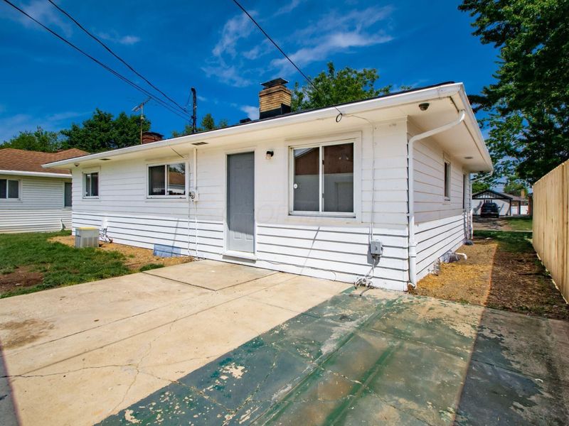 125 Postle Boulevard , Columbus, OH 43228 Photo 27