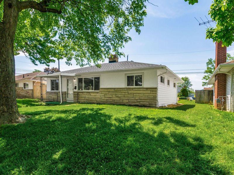 125 Postle Boulevard , Columbus, OH 43228 Photo 3