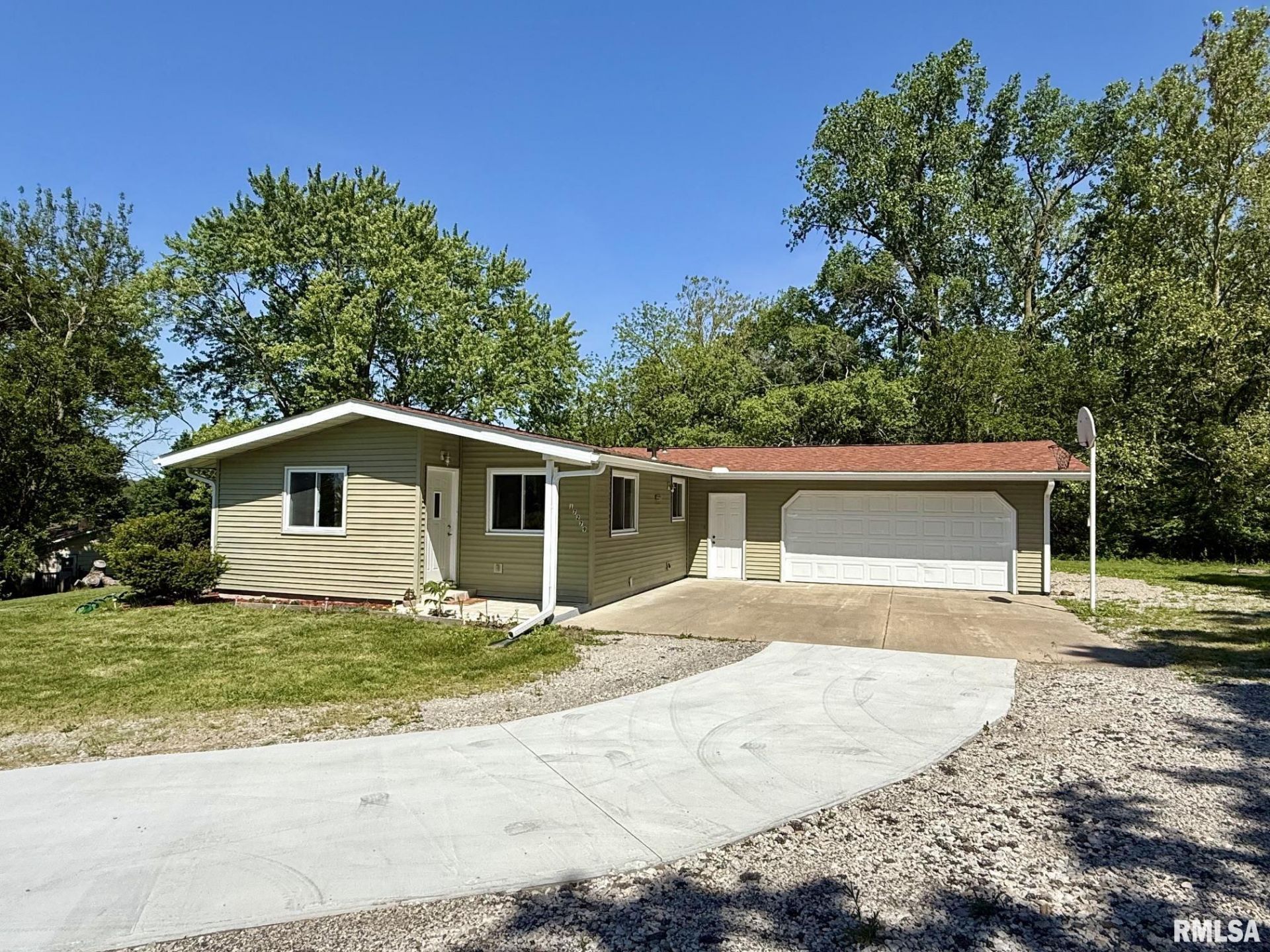 17279 River View Road, Petersburg, IL 62675 Main Photo