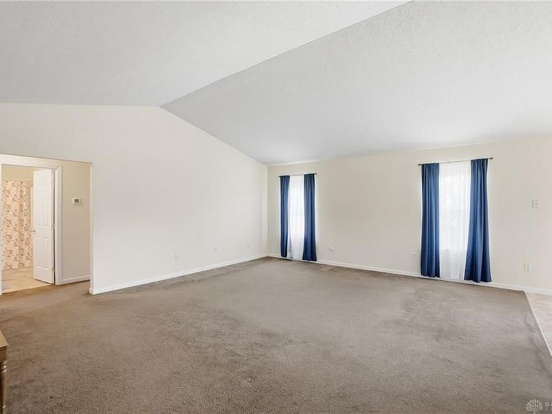 22 Meadowcrest Drive, Franklin Township, OH 45005 Photo 6