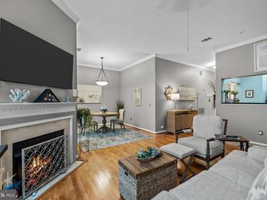 4950 BRENMAN PARK DRIVE , Unit 101, ALEXANDRIA, VA 22304