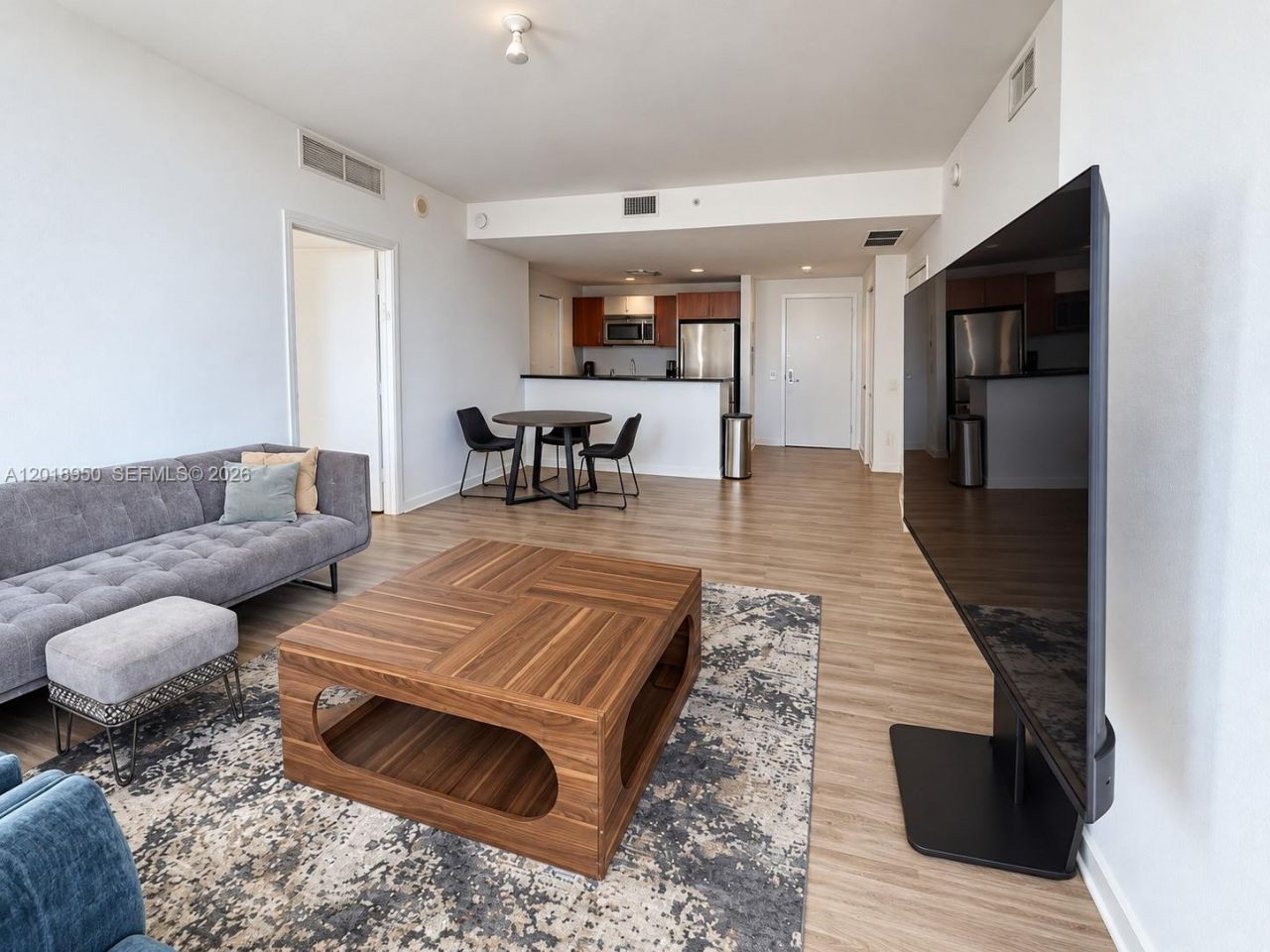 300 S Biscayne Blvd, Unit T-1606, Miami, FL 33131 Photo
