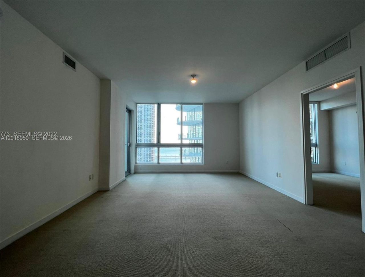 300 S Biscayne Blvd, Unit T-1606, Miami, FL 33131 Photo