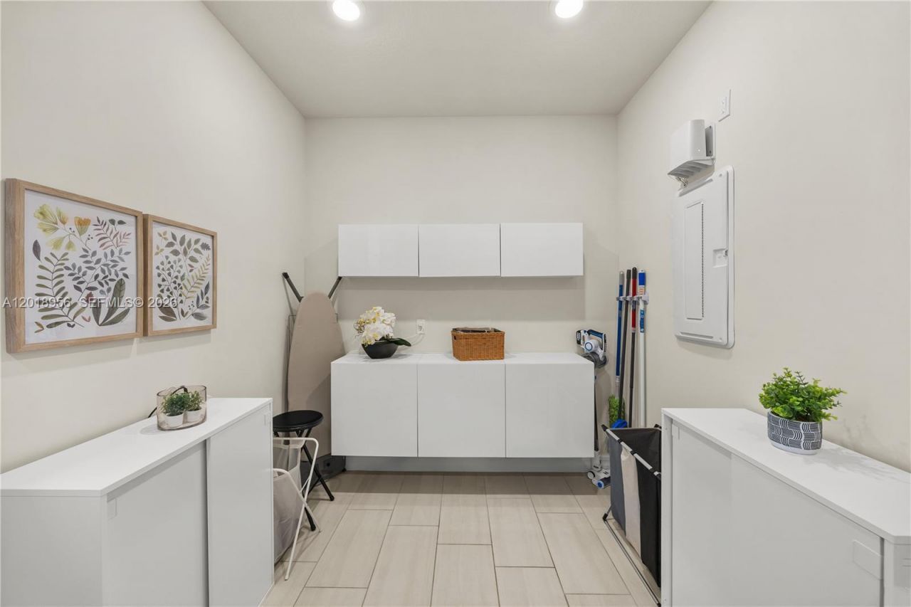 4549 W Pinehurst Trl W, Unit W, Oakland Park, FL 33309 Photo