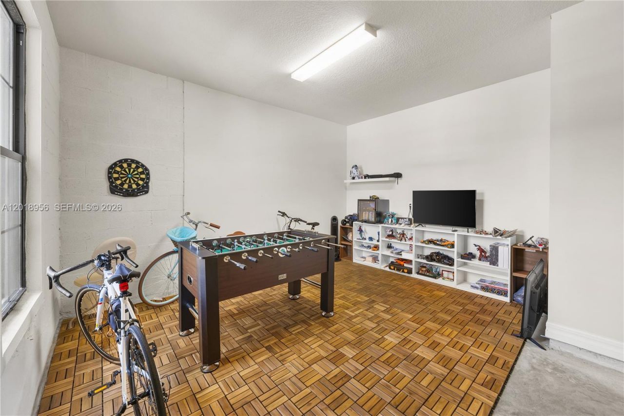 4549 W Pinehurst Trl W, Unit W, Oakland Park, FL 33309 Photo
