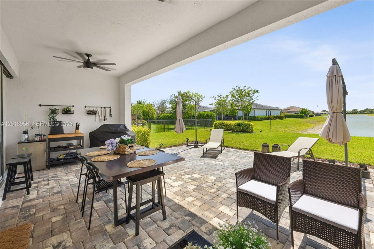4549 W Pinehurst Trl W, Unit W, Oakland Park, FL 33309 Photo