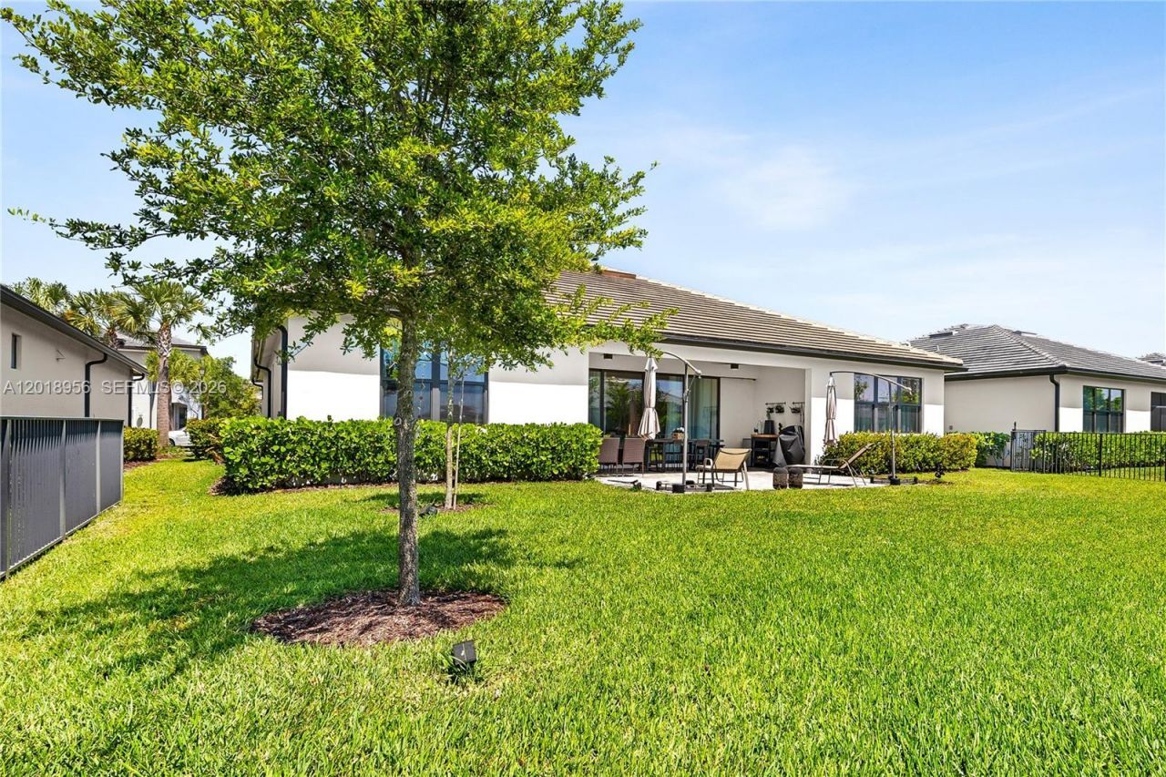 4549 W Pinehurst Trl W, Unit W, Oakland Park, FL 33309 Photo