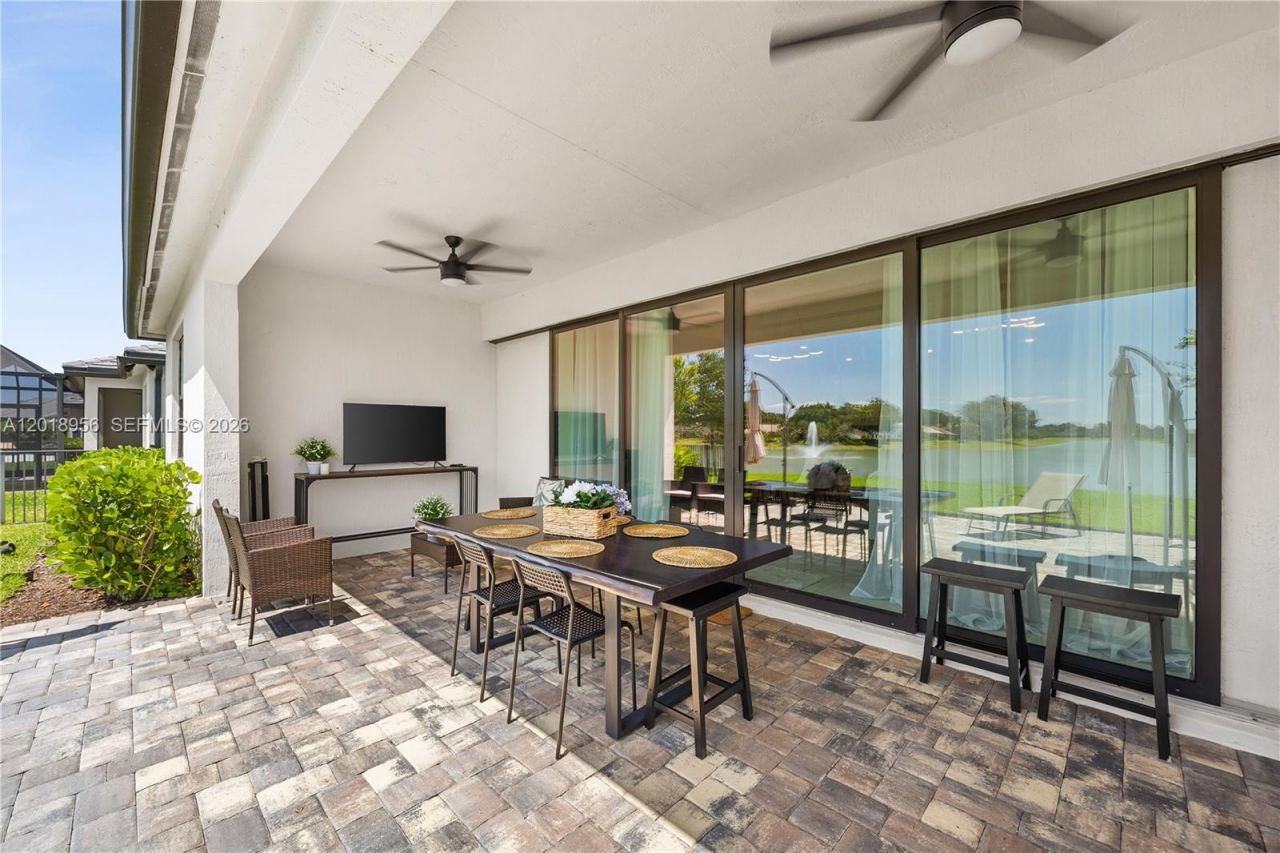 4549 W Pinehurst Trl W, Unit W, Oakland Park, FL 33309 Photo