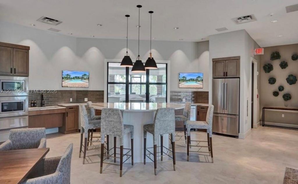 4549 W Pinehurst Trl W, Unit W, Oakland Park, FL 33309 Photo